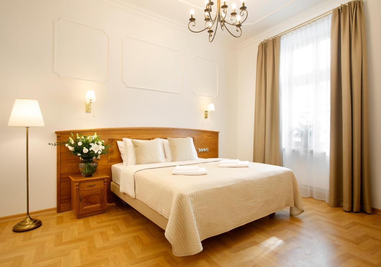 Ventus Rosa Boutique Aparthotel Краків Екстер'єр фото